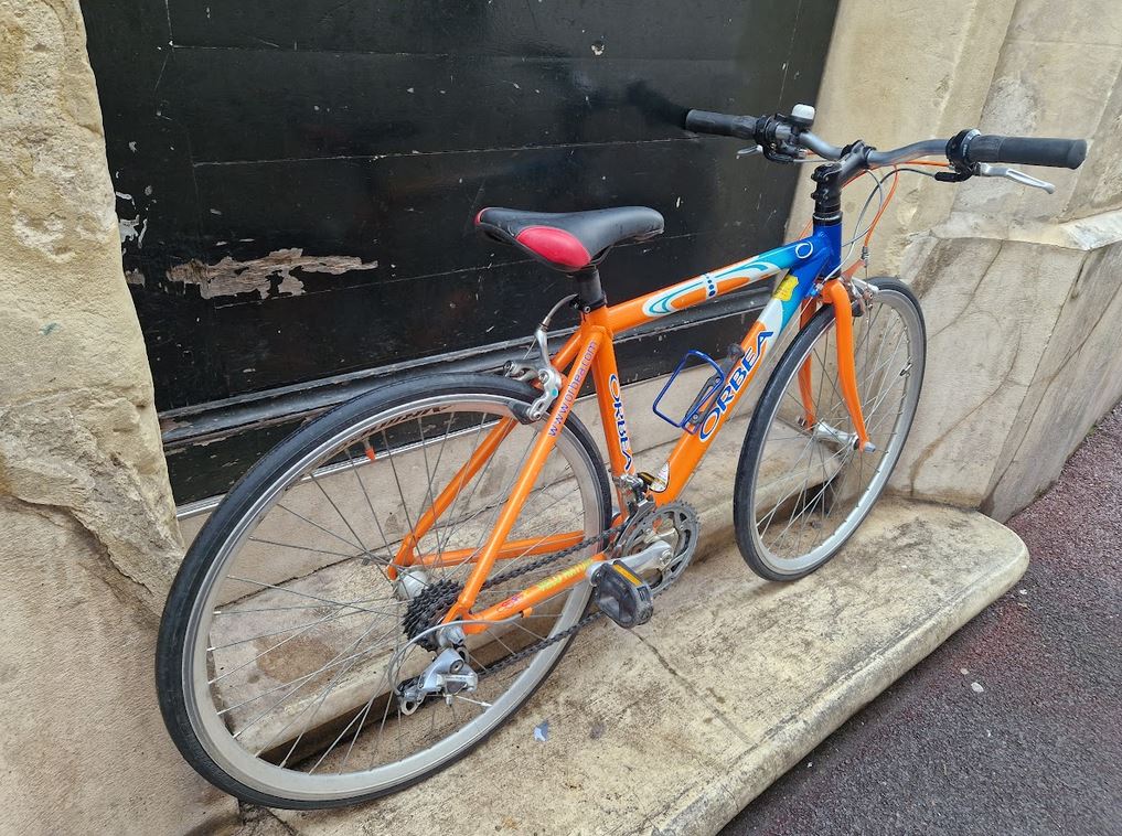 Vélo de route enfant Orbea avec guidon droit