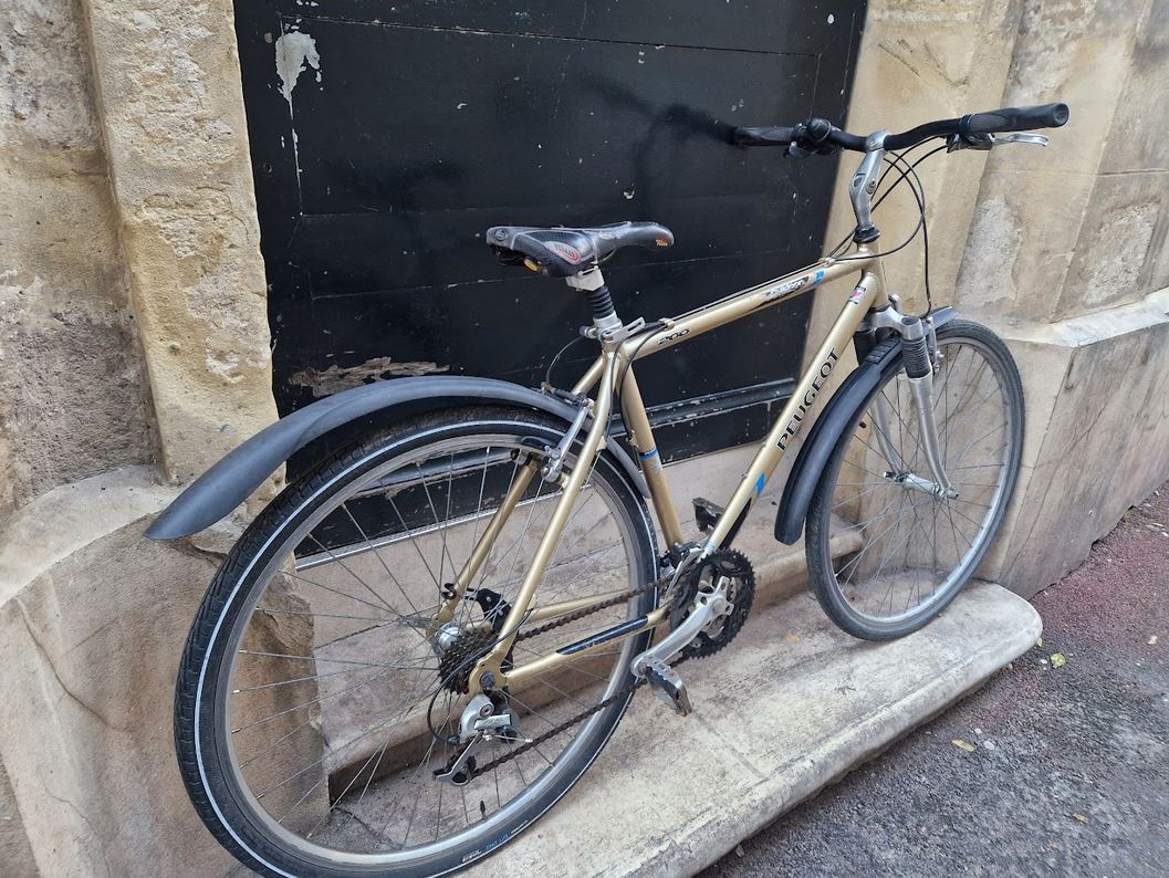 Vélo de ville et VTC homme Peugeot reconditionné